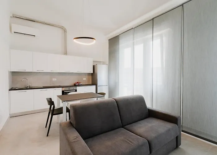 Casa Giallo - In Downtown 50 Meters From The Sea
