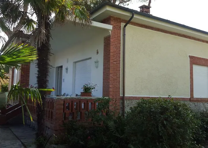 Villino Piera, 250 M Dal Mare